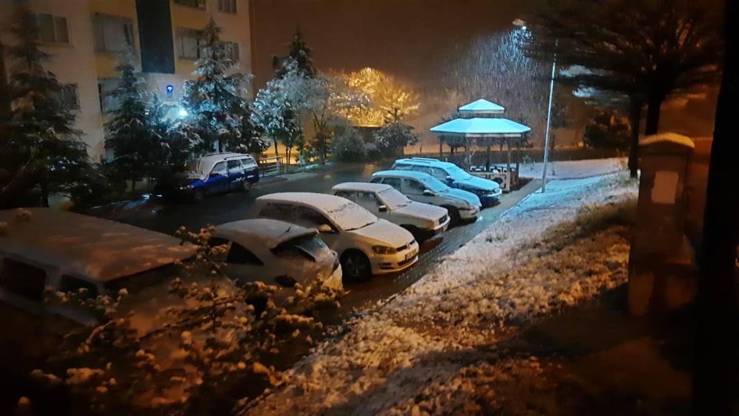 Konya özlediği kışı baharda yaşıyor 25